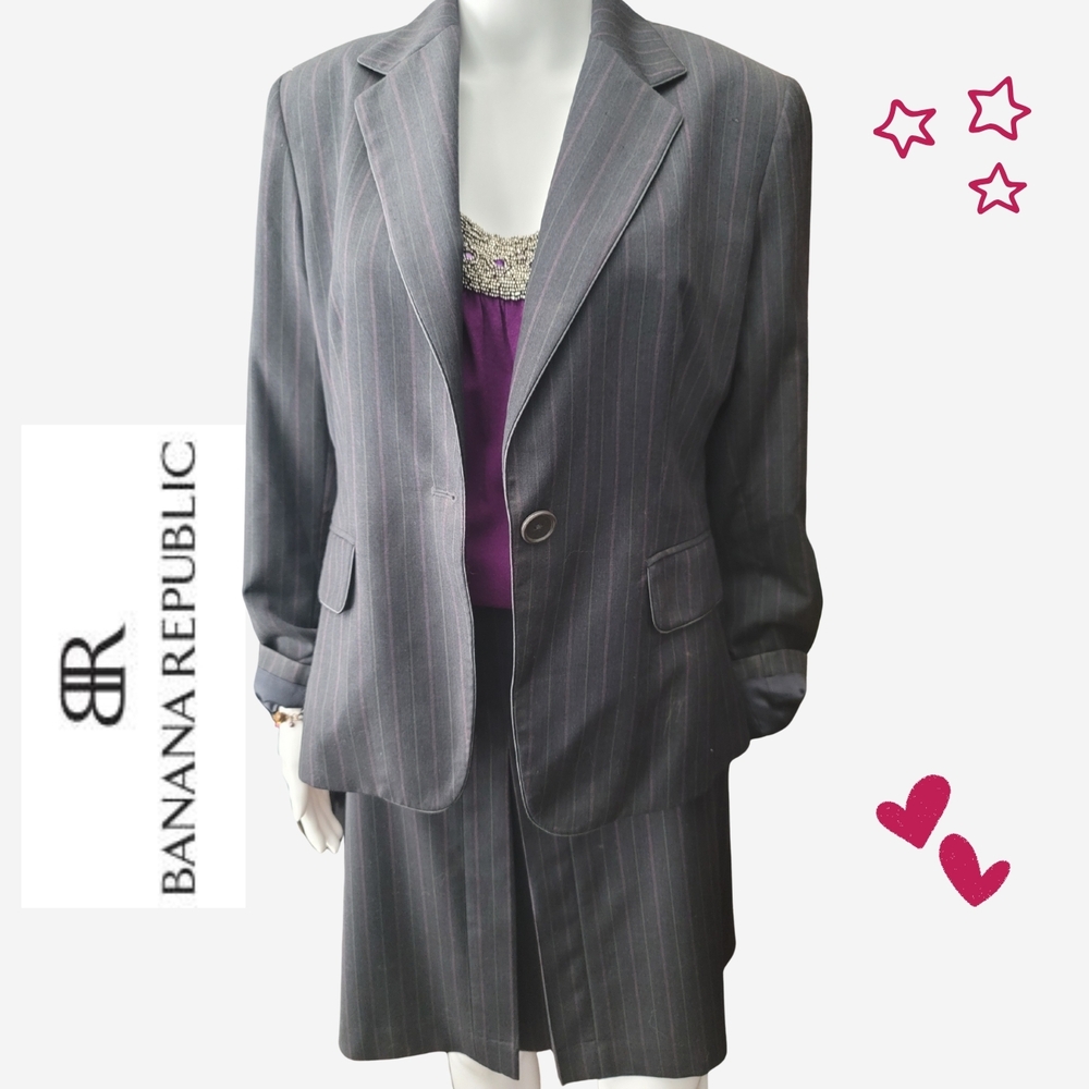 Banana Republic Charcoal Pinstripe Suit Set - Picture 2 of 11